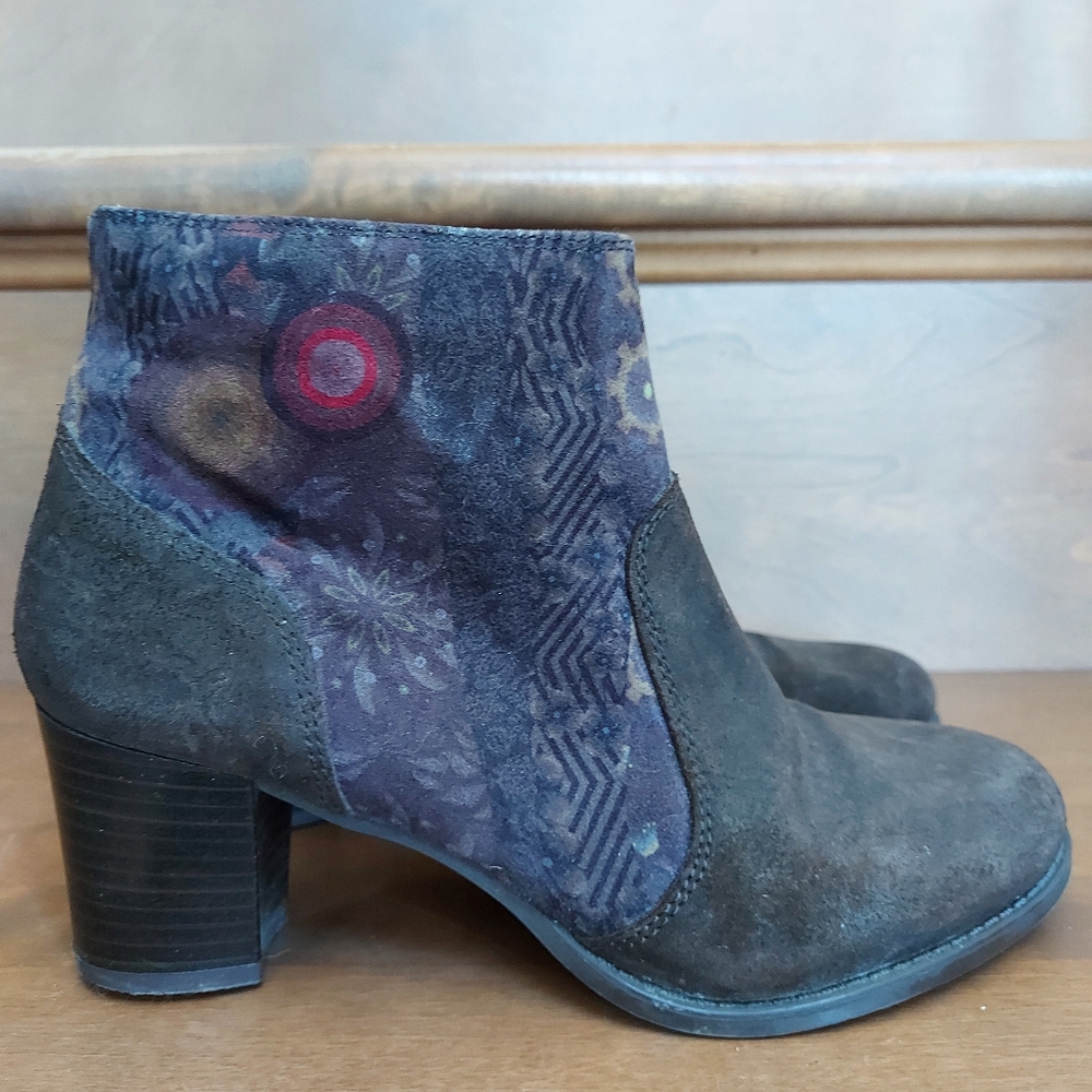 Desigual suede patchwork ankleboots size 6